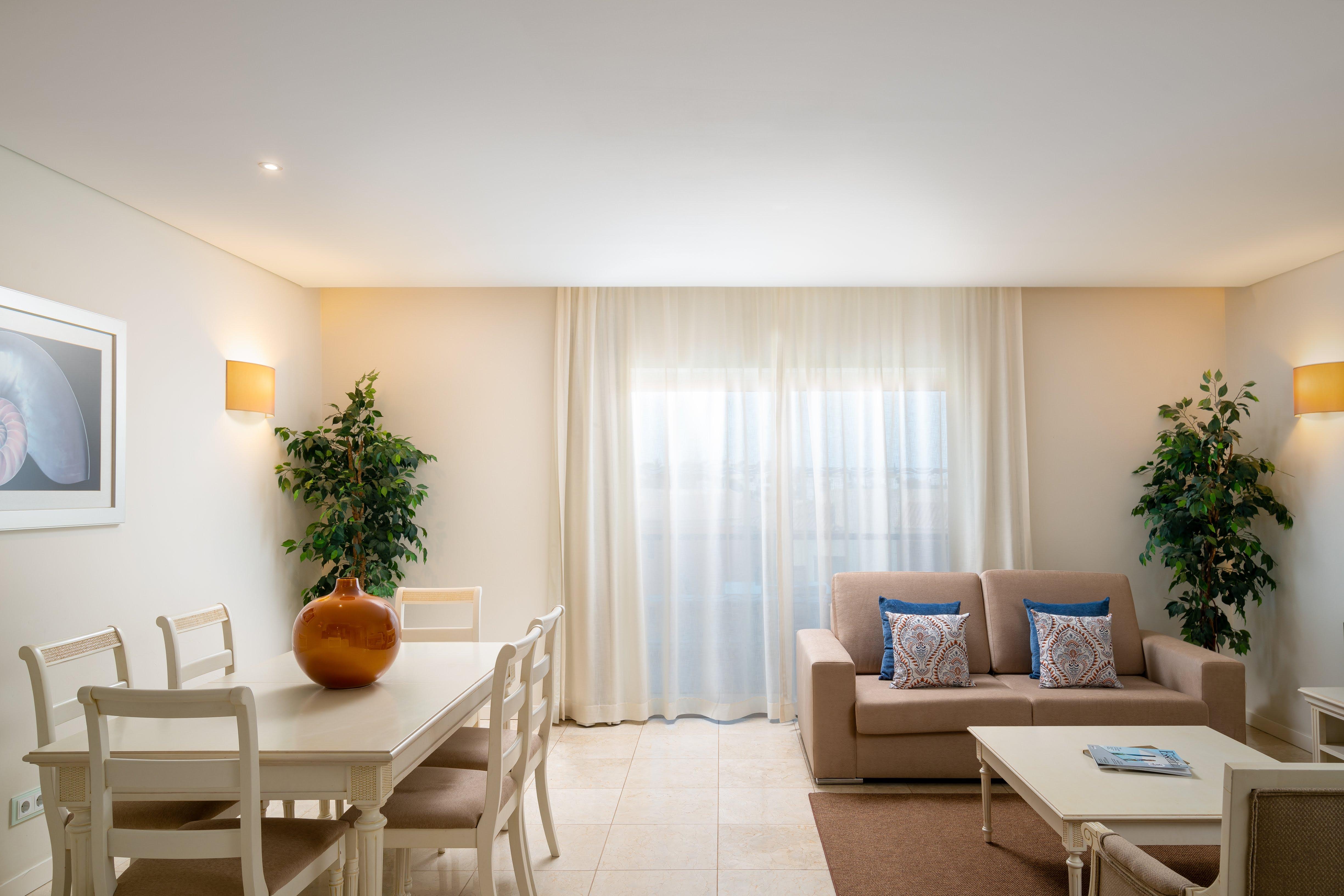Monte Santo Resort Карвоейру Экстерьер фото A living room