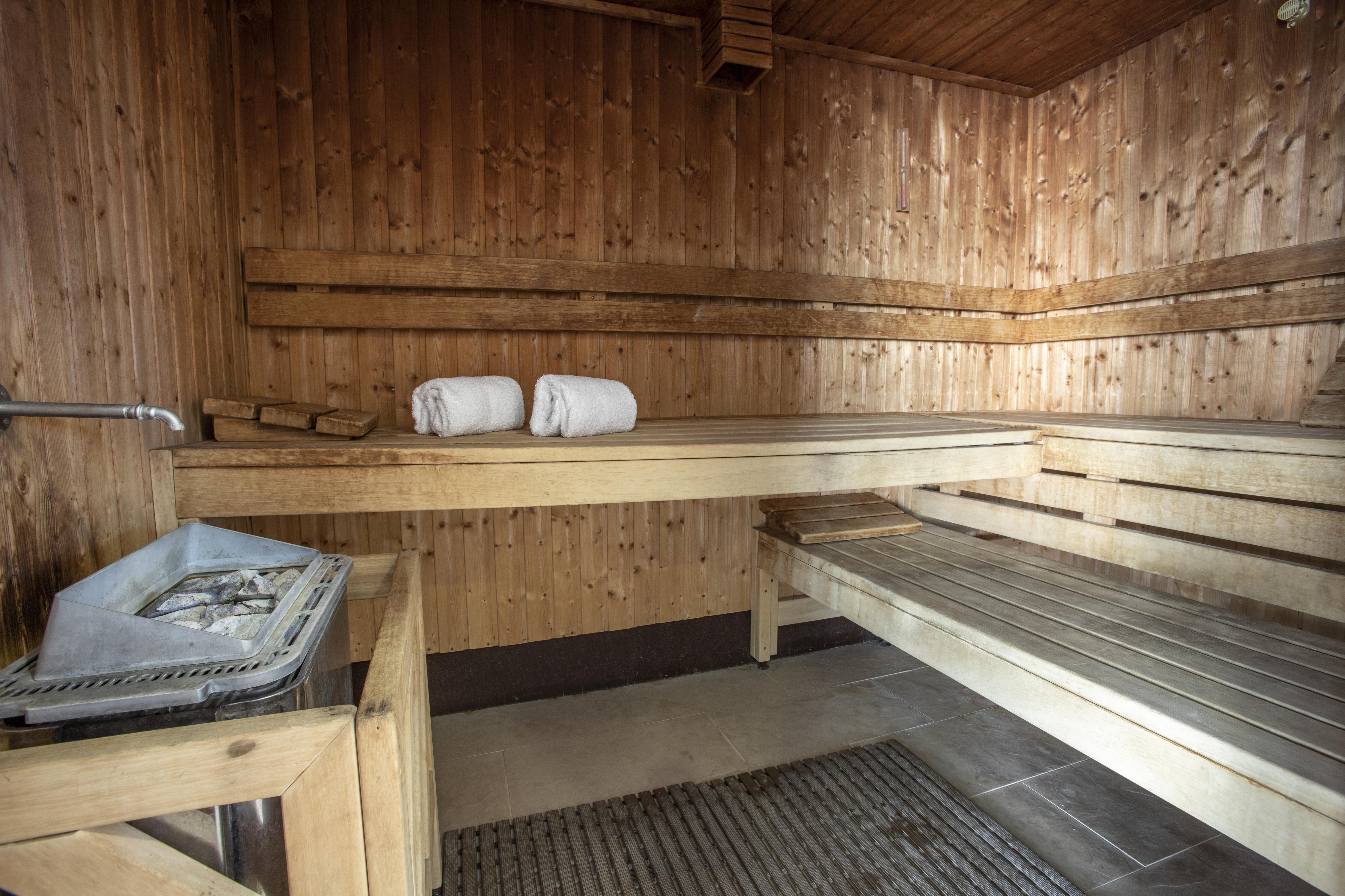 Monte Santo Resort Карвоейру Экстерьер фото A Finnish sauna