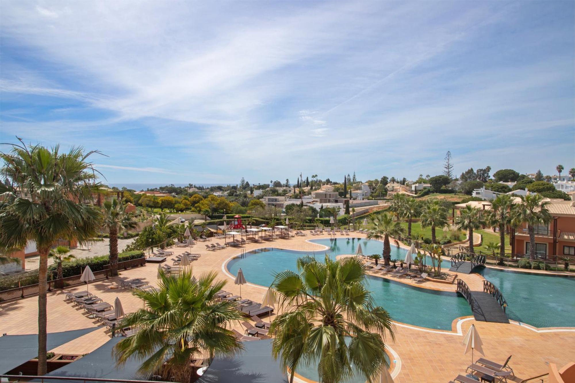 Monte Santo Resort Карвоейру Экстерьер фото A resort in Hammamet